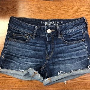 American Eagle 🦅 Shortie Size 4 Shorts